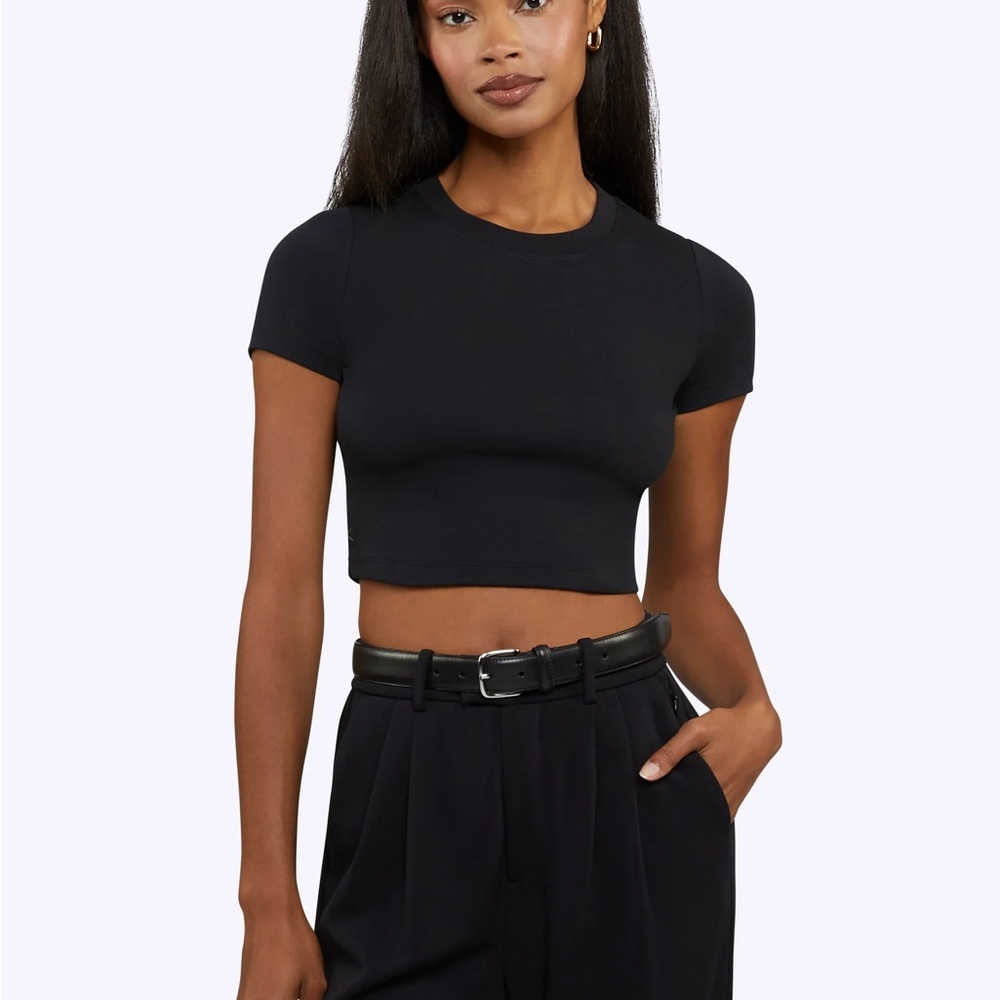 Cuts Clothing cropped black tee